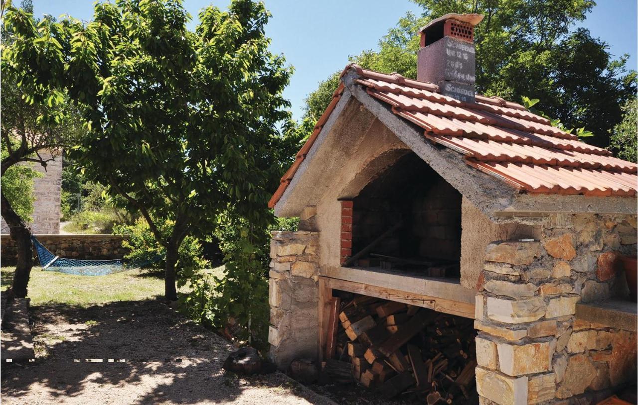 Nice Home In Jezera With Wifi Exterior foto